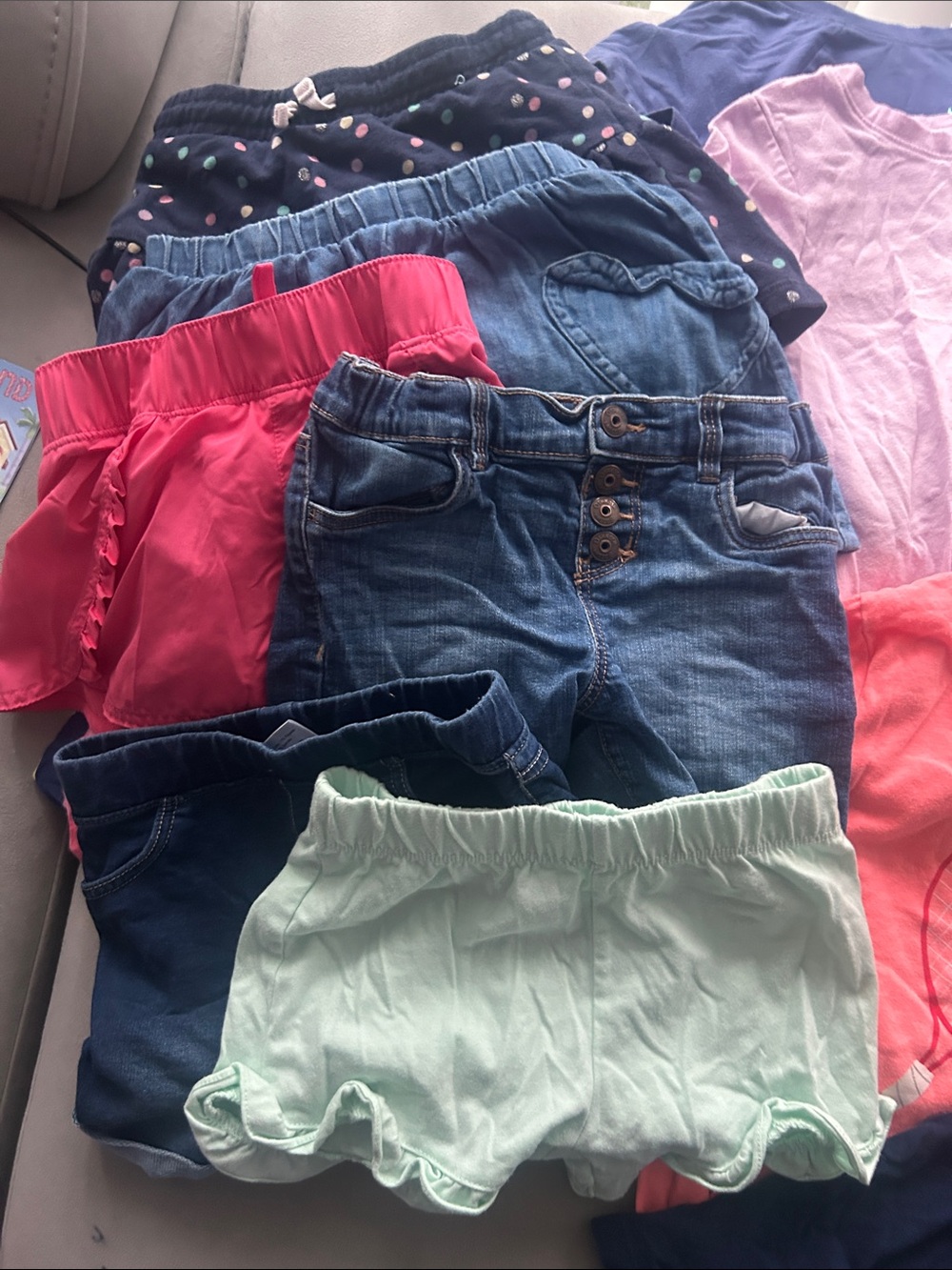 Girls Mixed Shirt and Shorts Lot - Navy, Pink, Pastel Colors size 5t - Picture 4 of 5